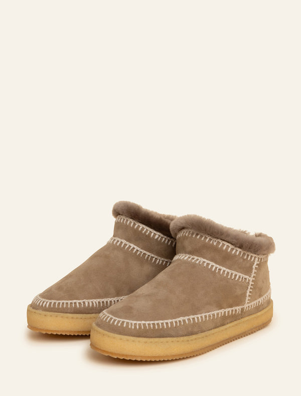 Nyuki Low Crochet Ankle Boot