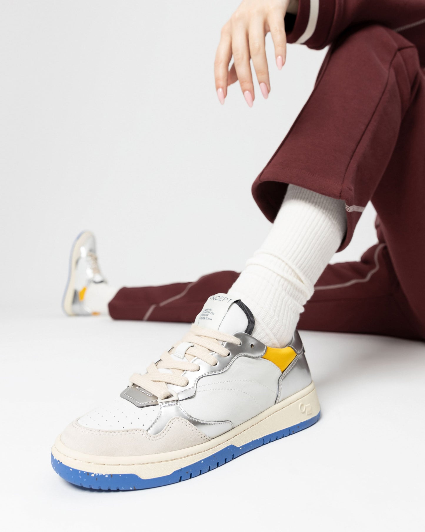 Women's Phoenix Sneakers