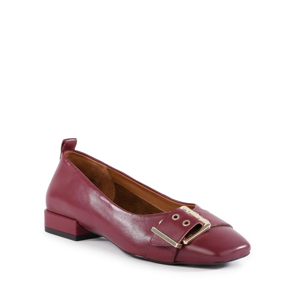 Cambridge Buckle Flat