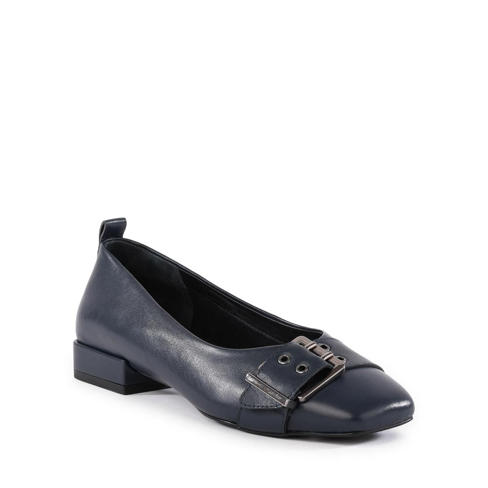 Cambridge Buckle Flat