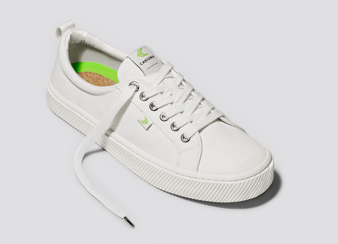 Women's Oca Low Canvas Sneakers