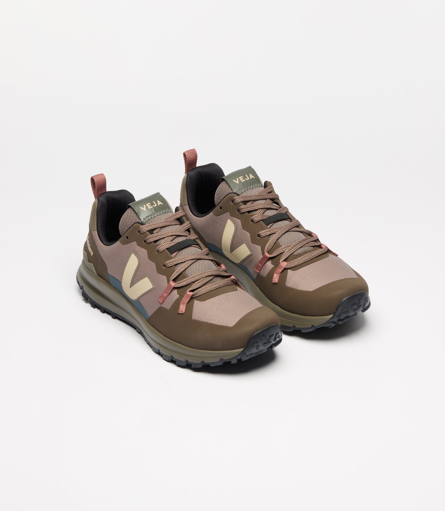 Women's Veja x Finisterre Fitz Roy Hiking Shoes