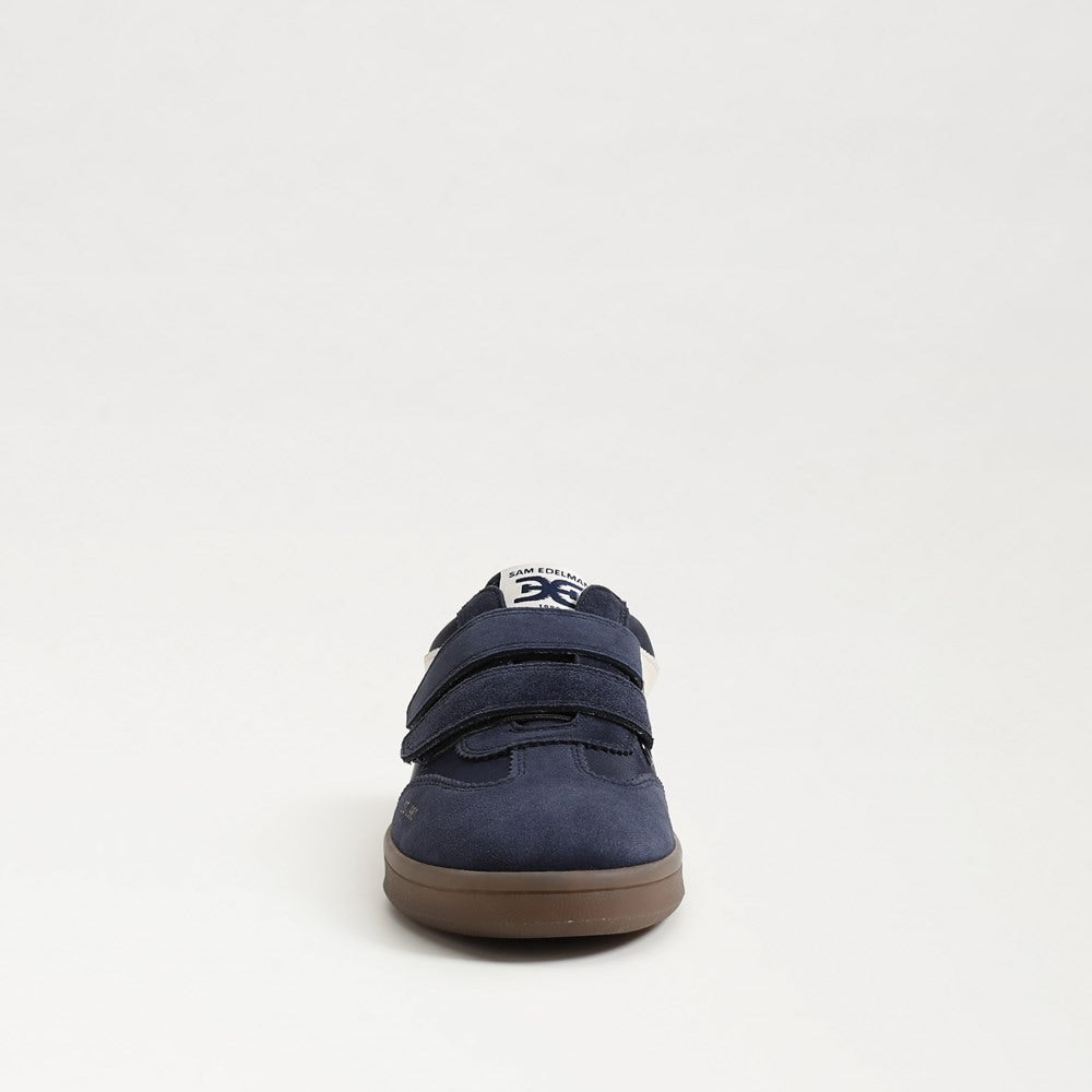 Talia Sneakers